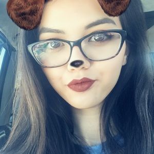 Meet your Posher, Breanna